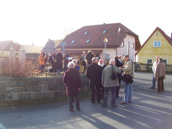 Gedenkfeier und Neueinweihung des Denkmals in Irchwitz am 13. November 2005