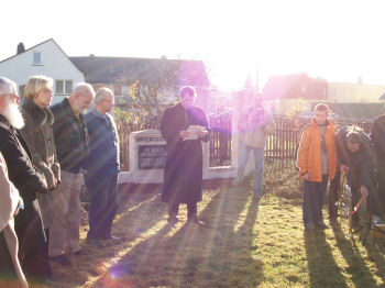 Gedenkfeier und Neueinweihung des Denkmals in Irchwitz am 13. November 2005