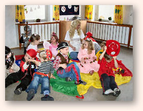 Fasching im Kindergarten 2006