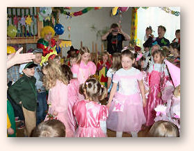 Fasching im Kindergarten 2006