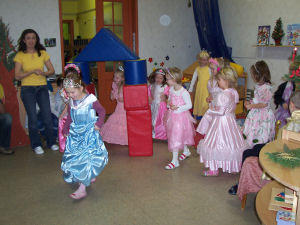 Weihnachtsfeier im Kindergarten Kunterbunt 2006