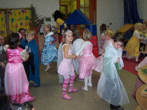 Weihnachtsfeier im Kindergarten Kunterbunt 2006