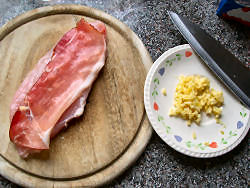 Putenroulade in Sardellensauce